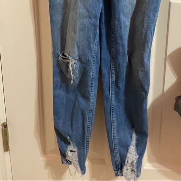 overalls with rips - Picture 3 of 9